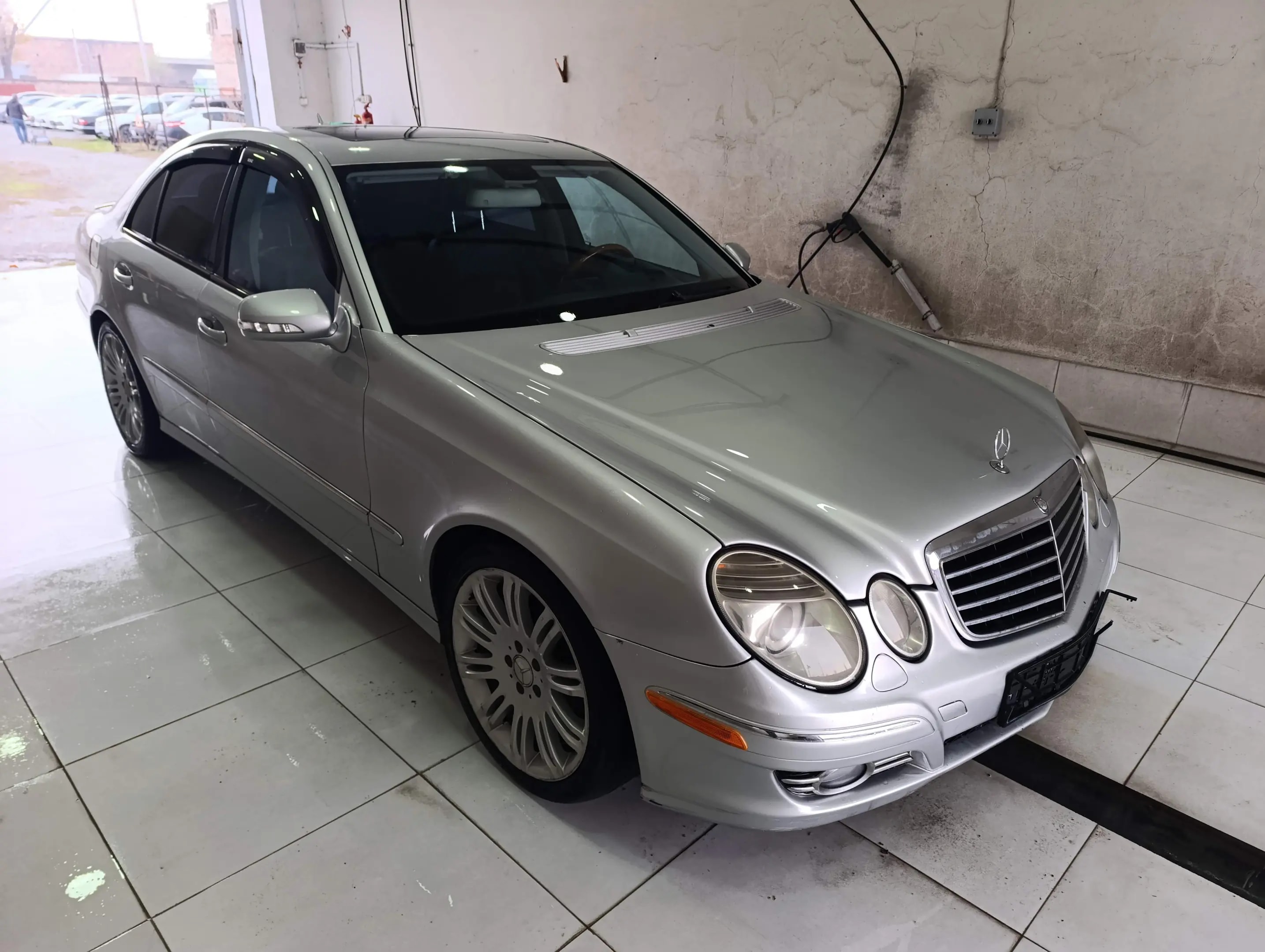 Mercedes-Benz E 350
