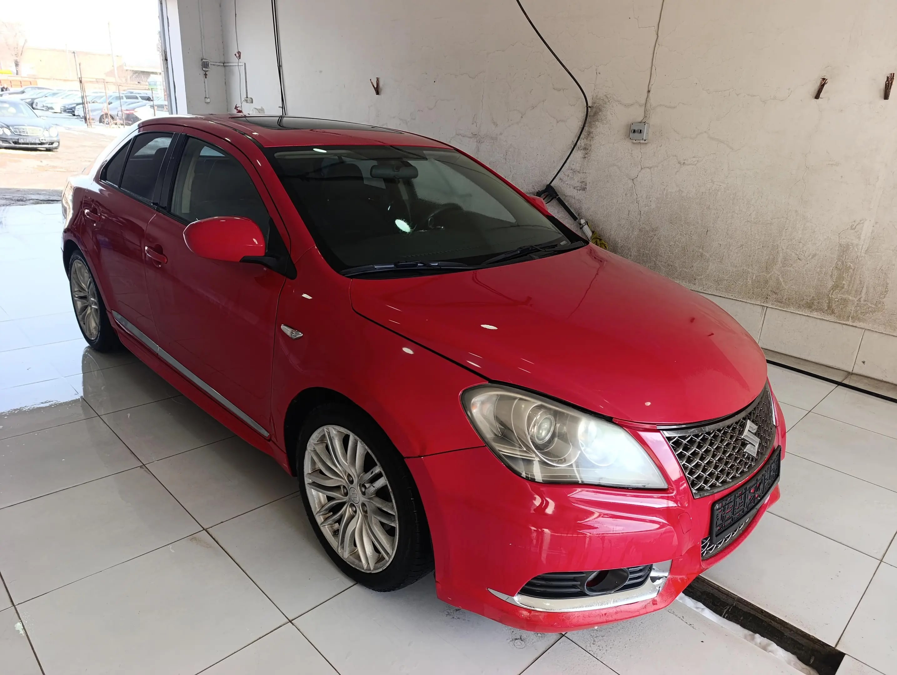 Suzuki Kizashi