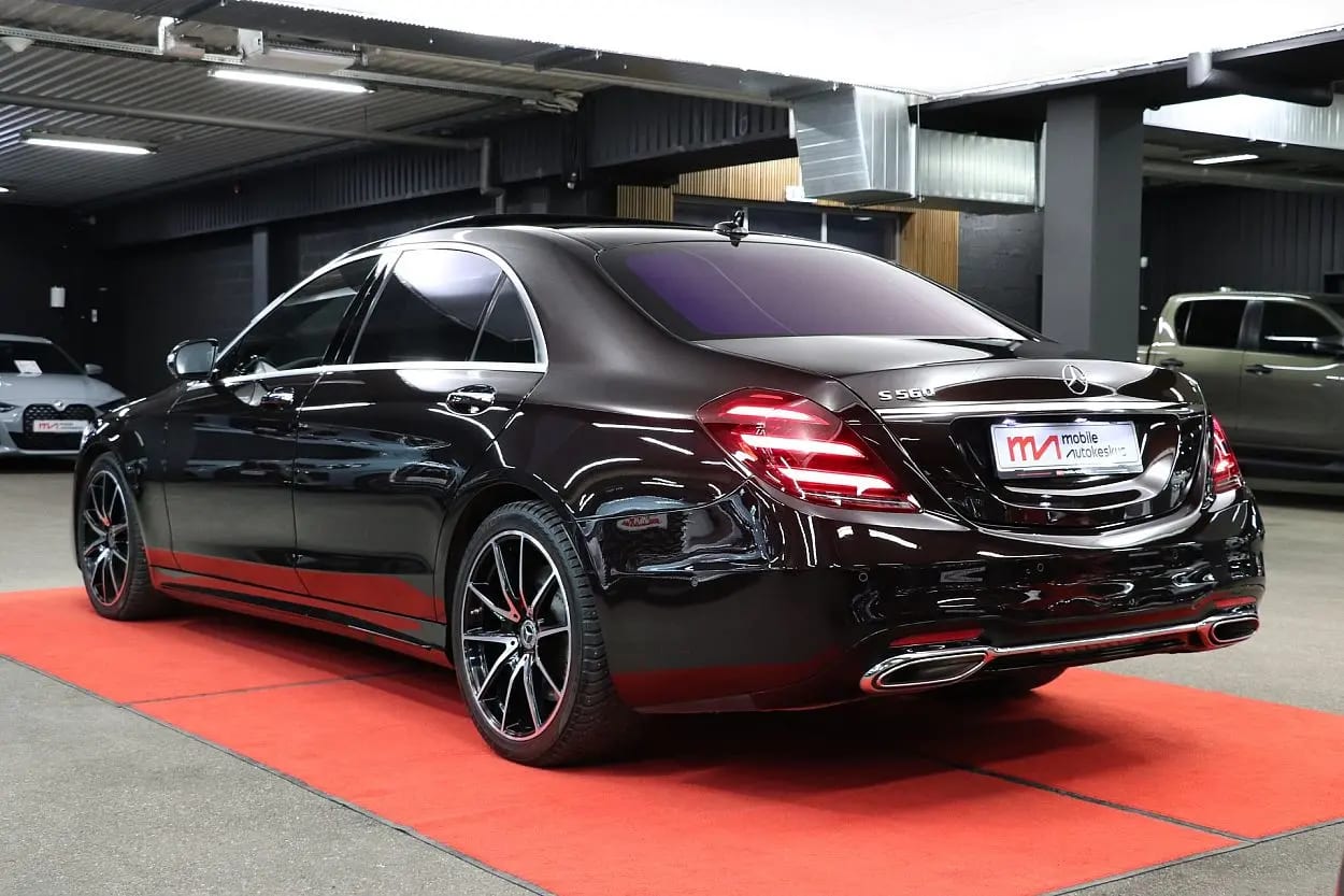 Mercedes-Benz S 560
