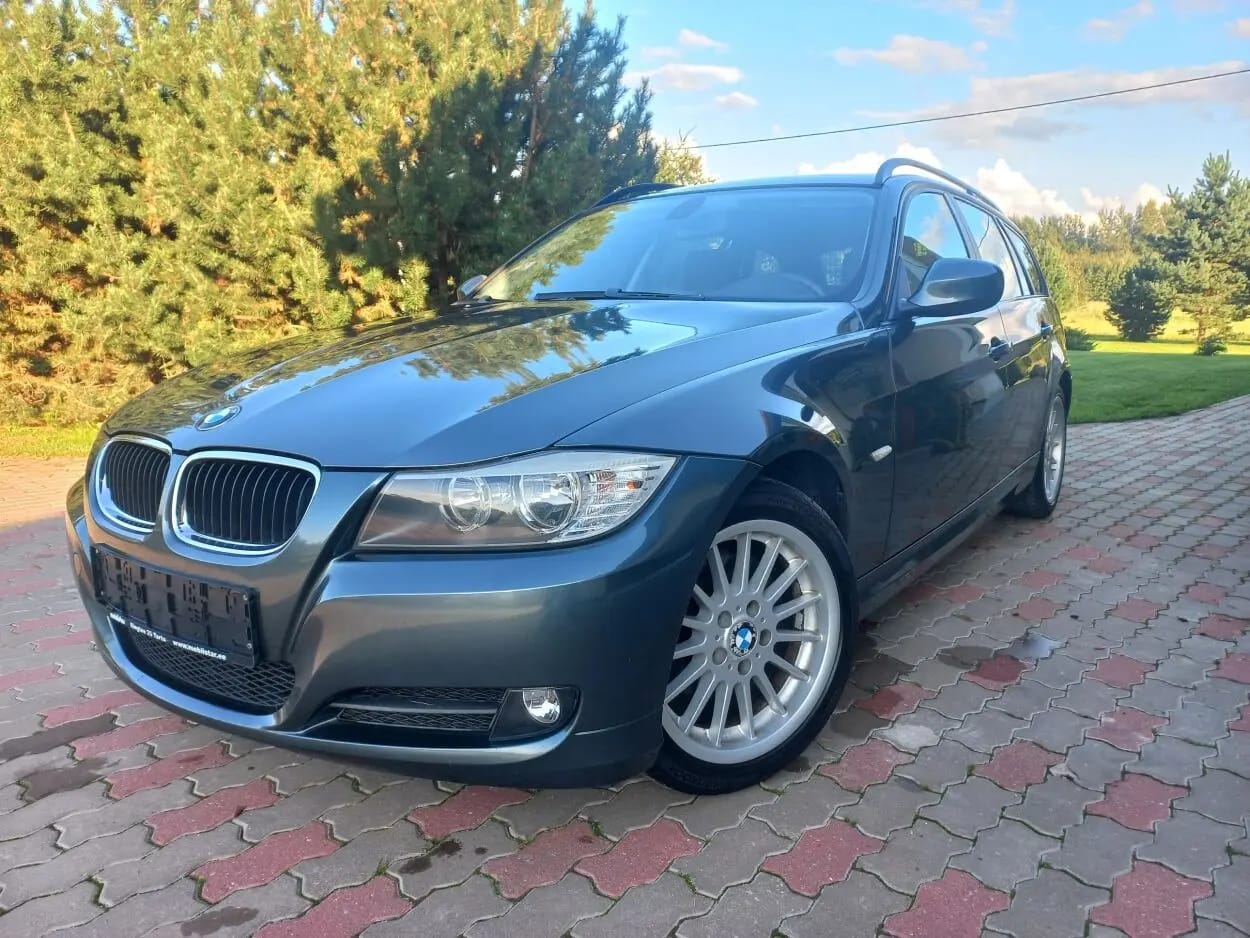 BMW 320