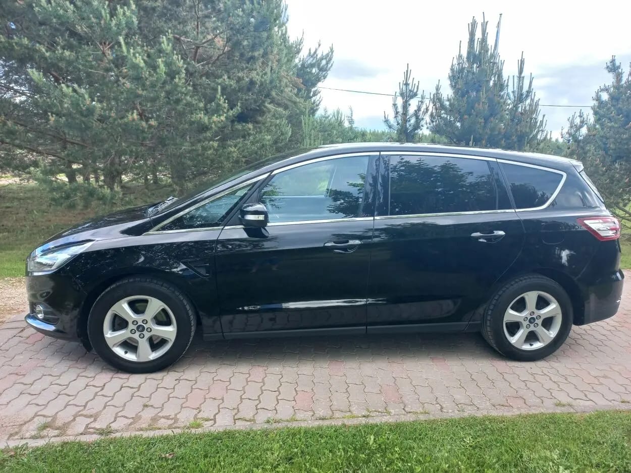 Ford S-Max