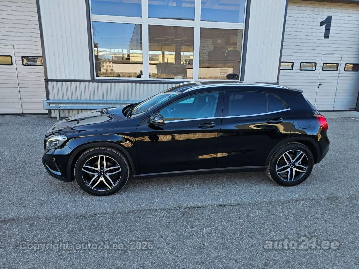 Mercedes-Benz GLA 200
