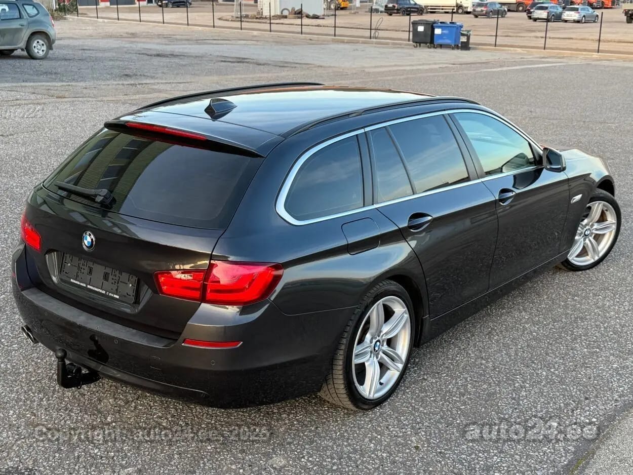 BMW 525