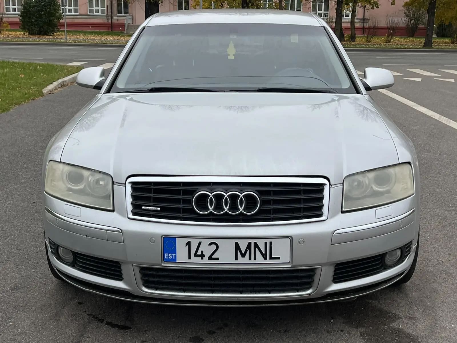 Audi A8