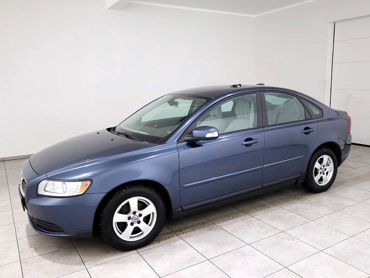 Volvo S40