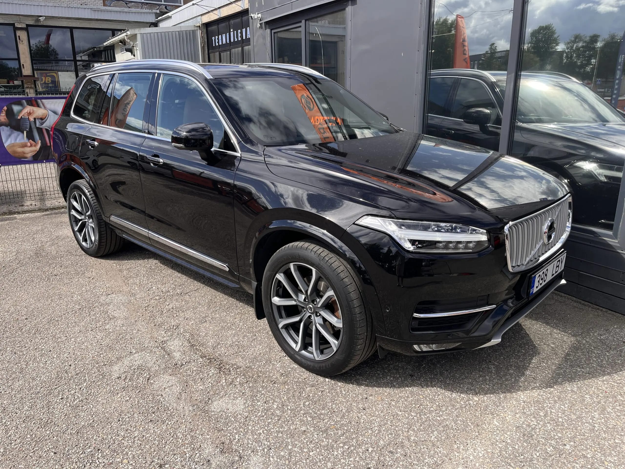 Volvo XC90
