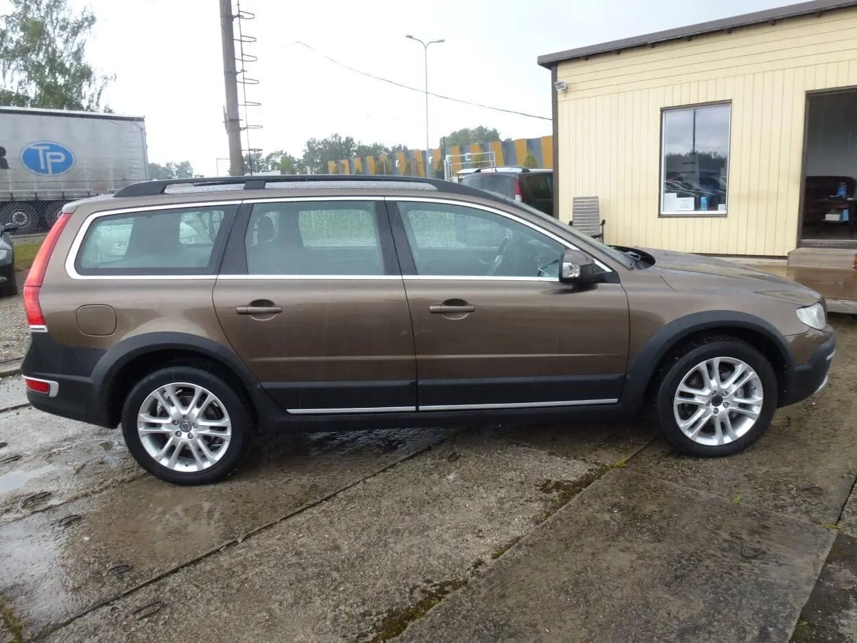Volvo XC70