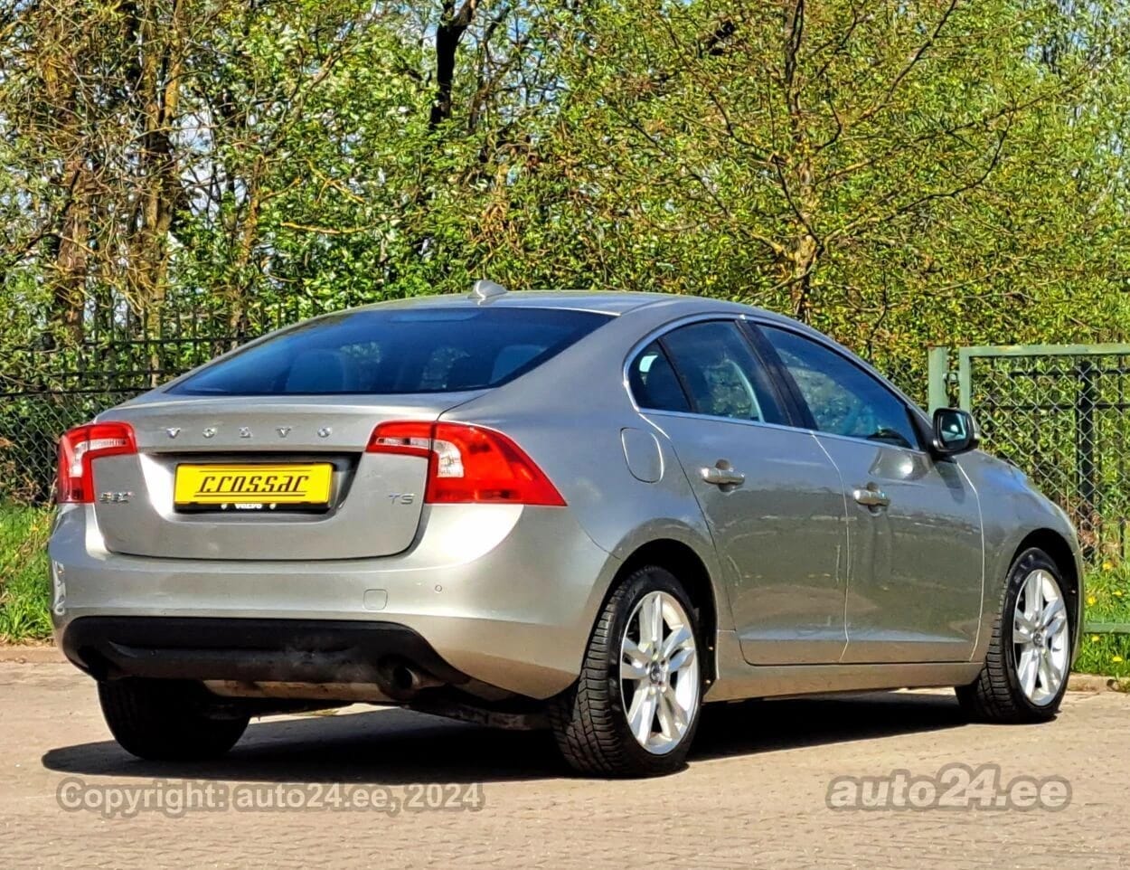 Volvo S60