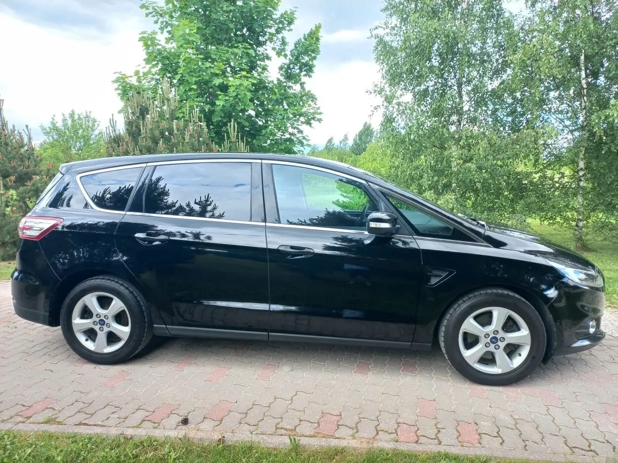 Ford S-Max