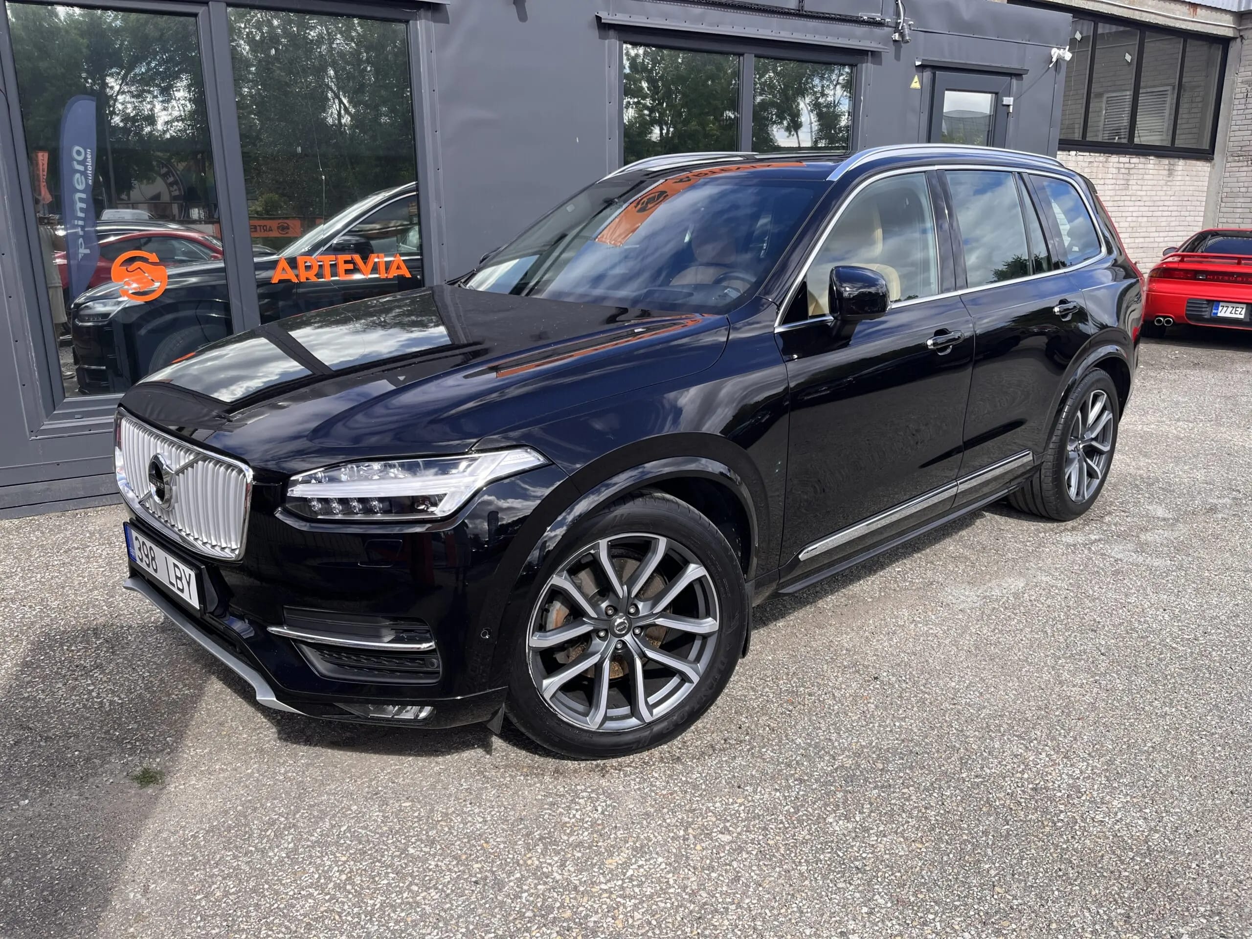 Volvo XC90