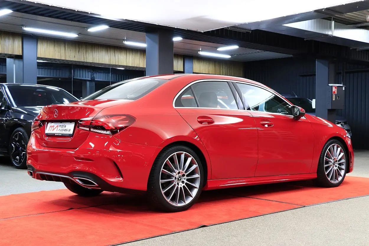 Mercedes-Benz A 200