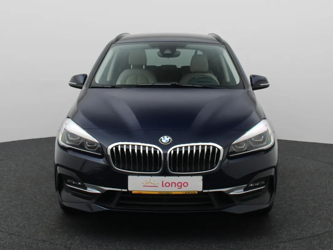 BMW 220