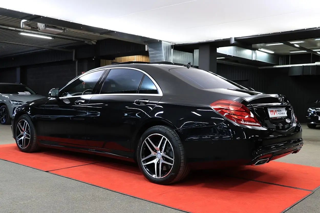 Mercedes-Benz S 500