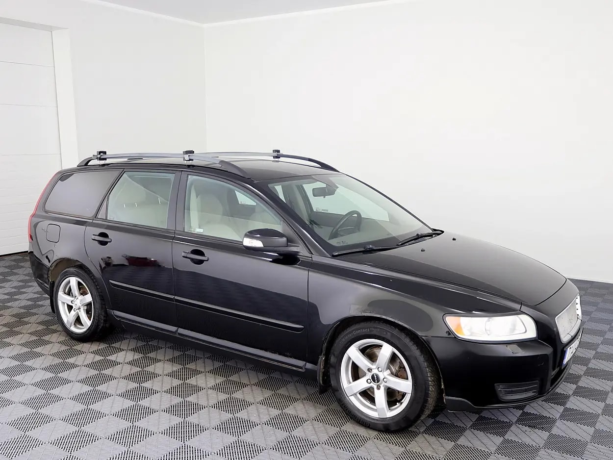 Volvo V50