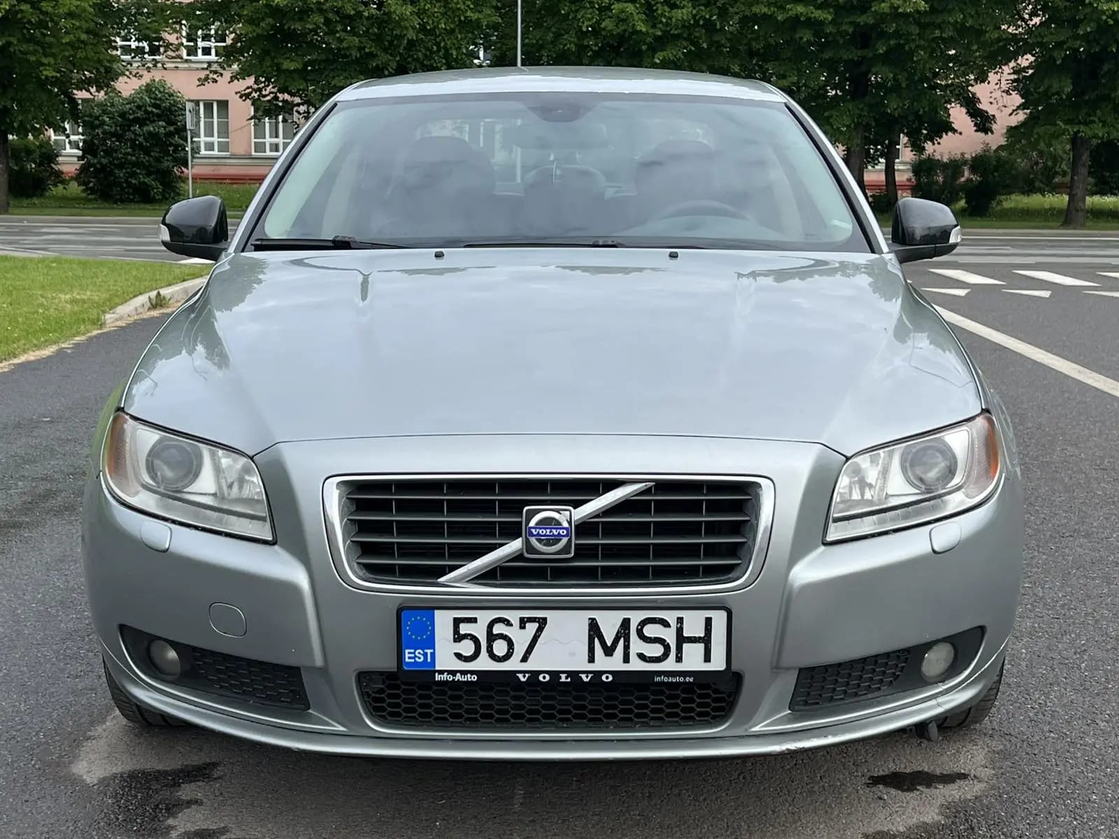 Volvo S80