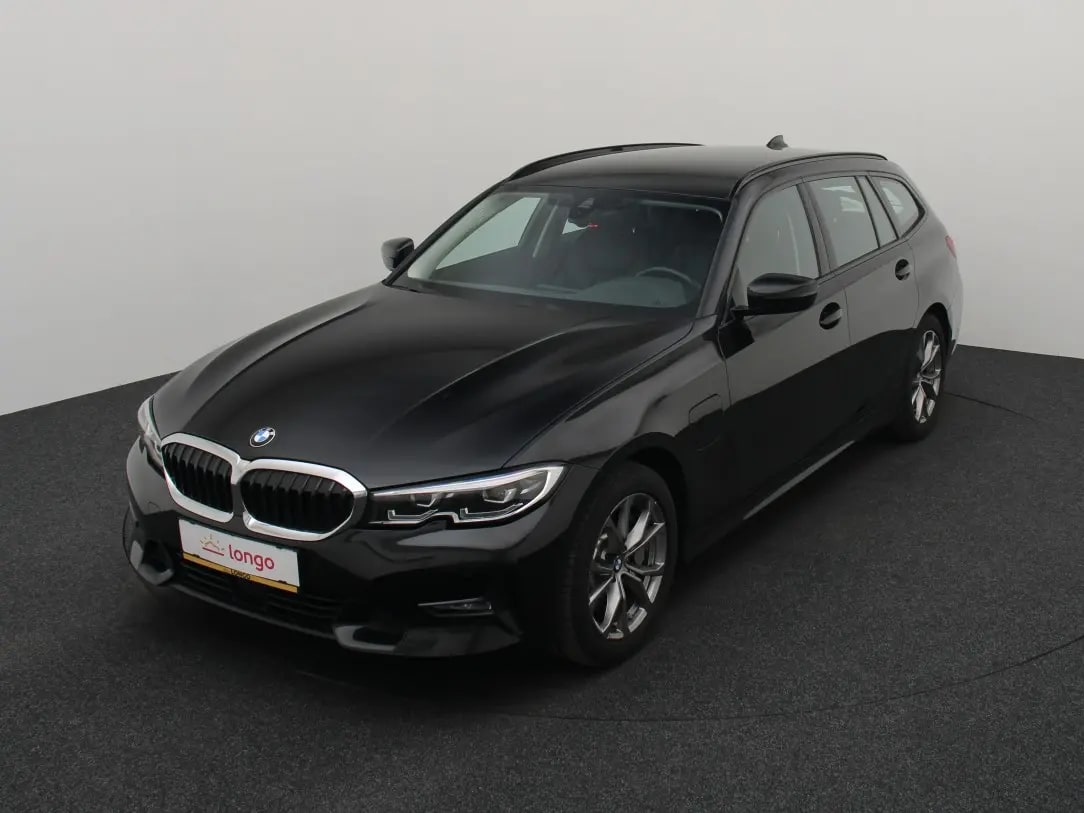 BMW 330