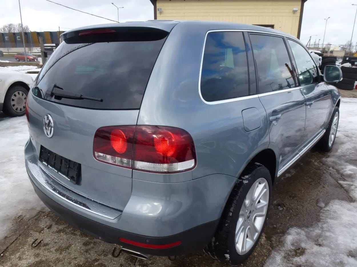 Volkswagen Touareg