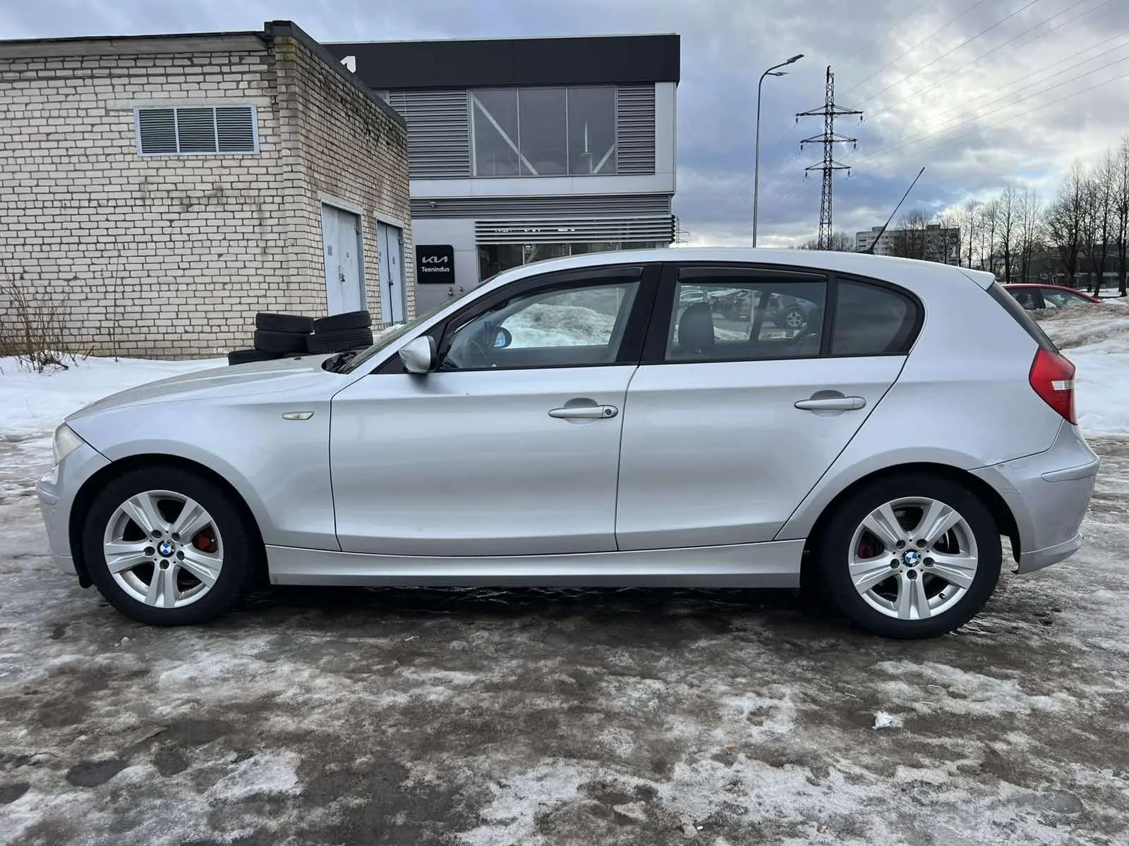BMW 118
