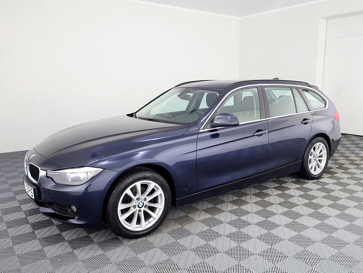 BMW 320