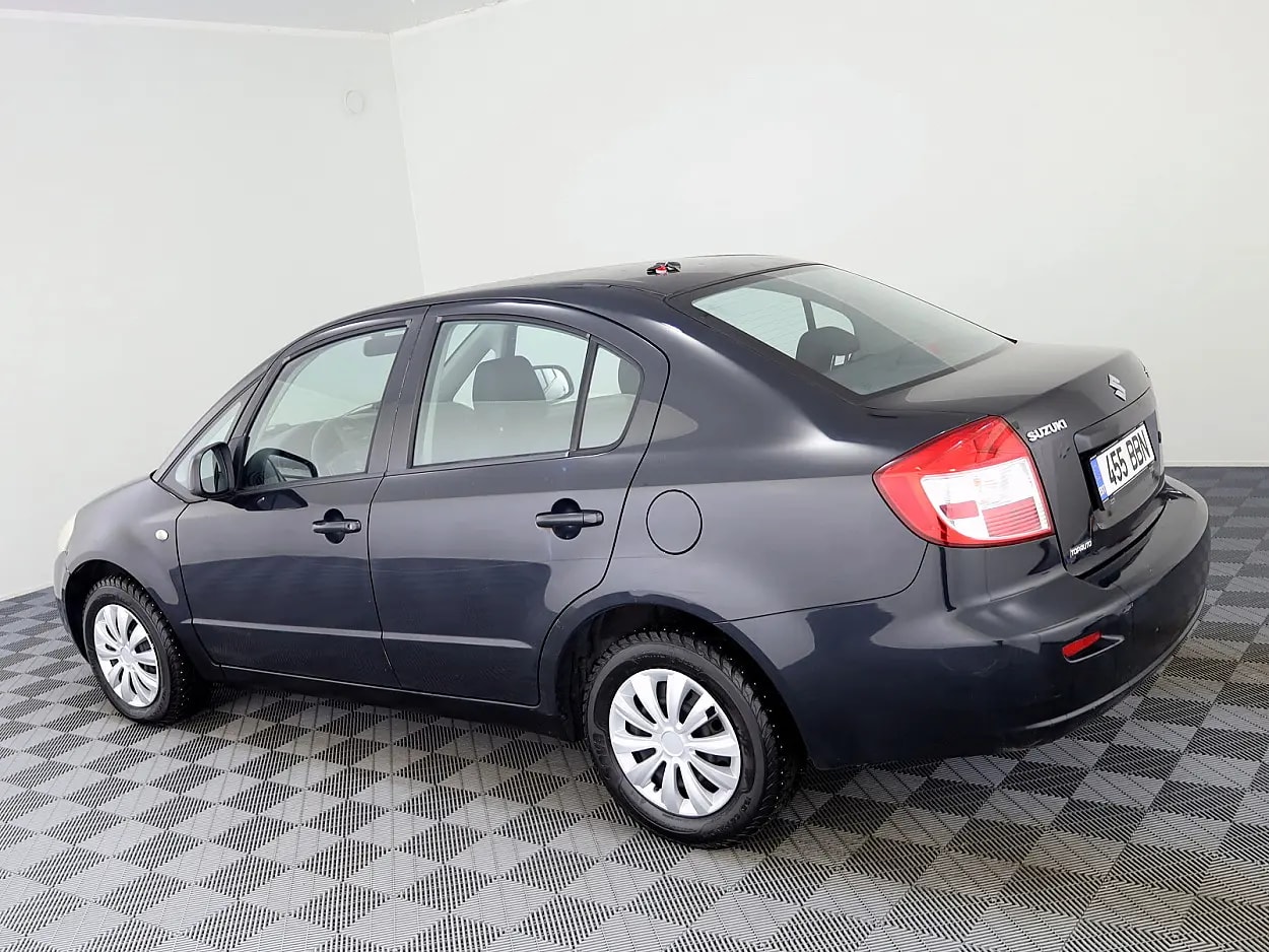 Suzuki SX4
