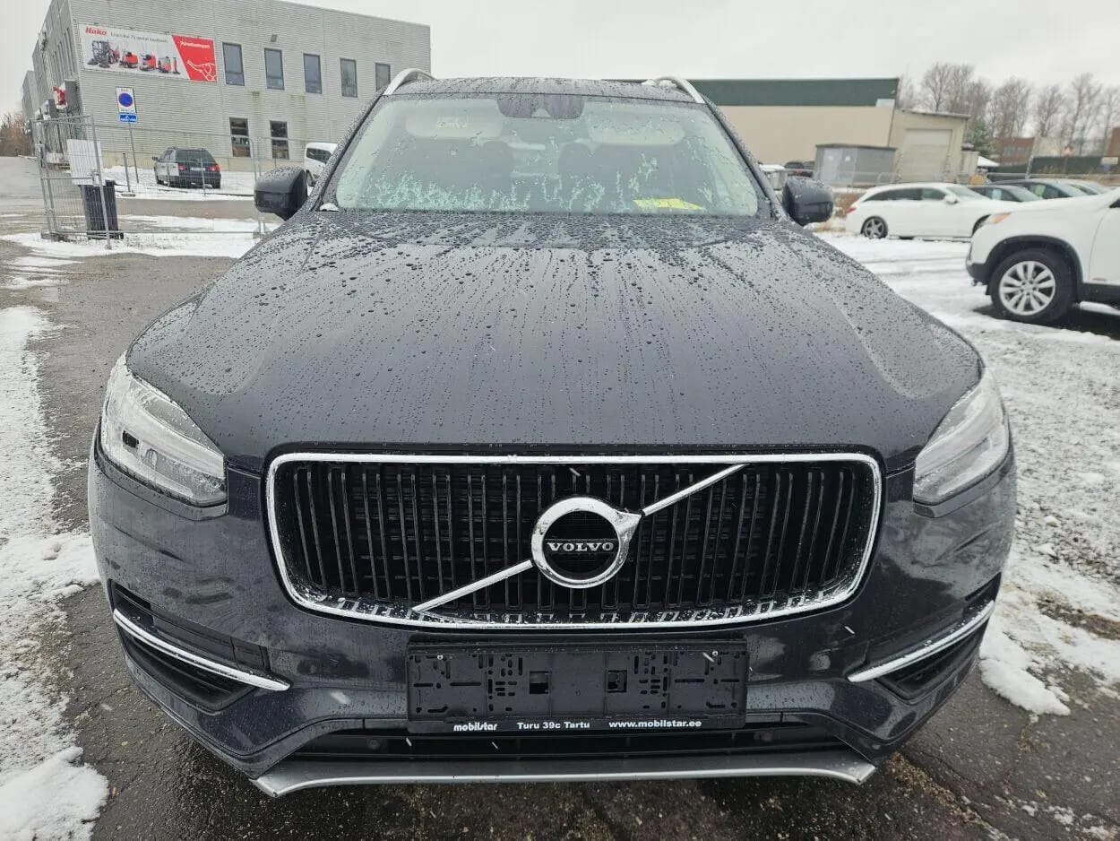 Volvo XC90