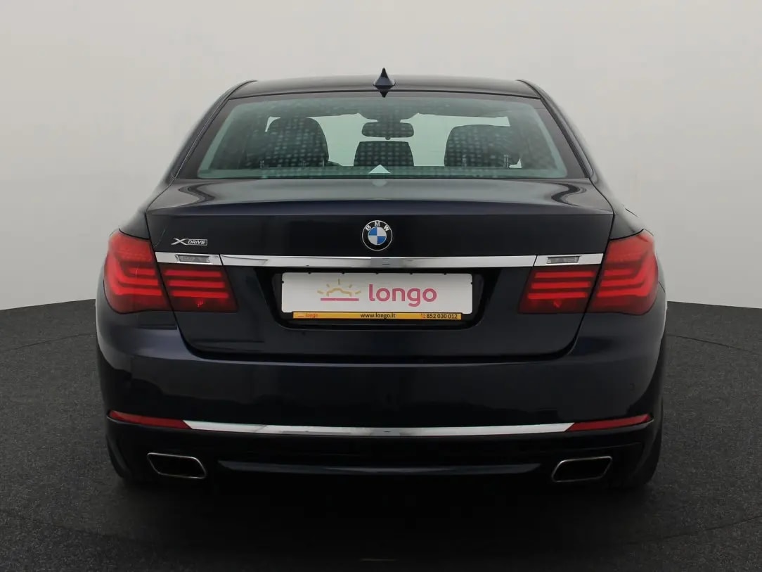 BMW 730