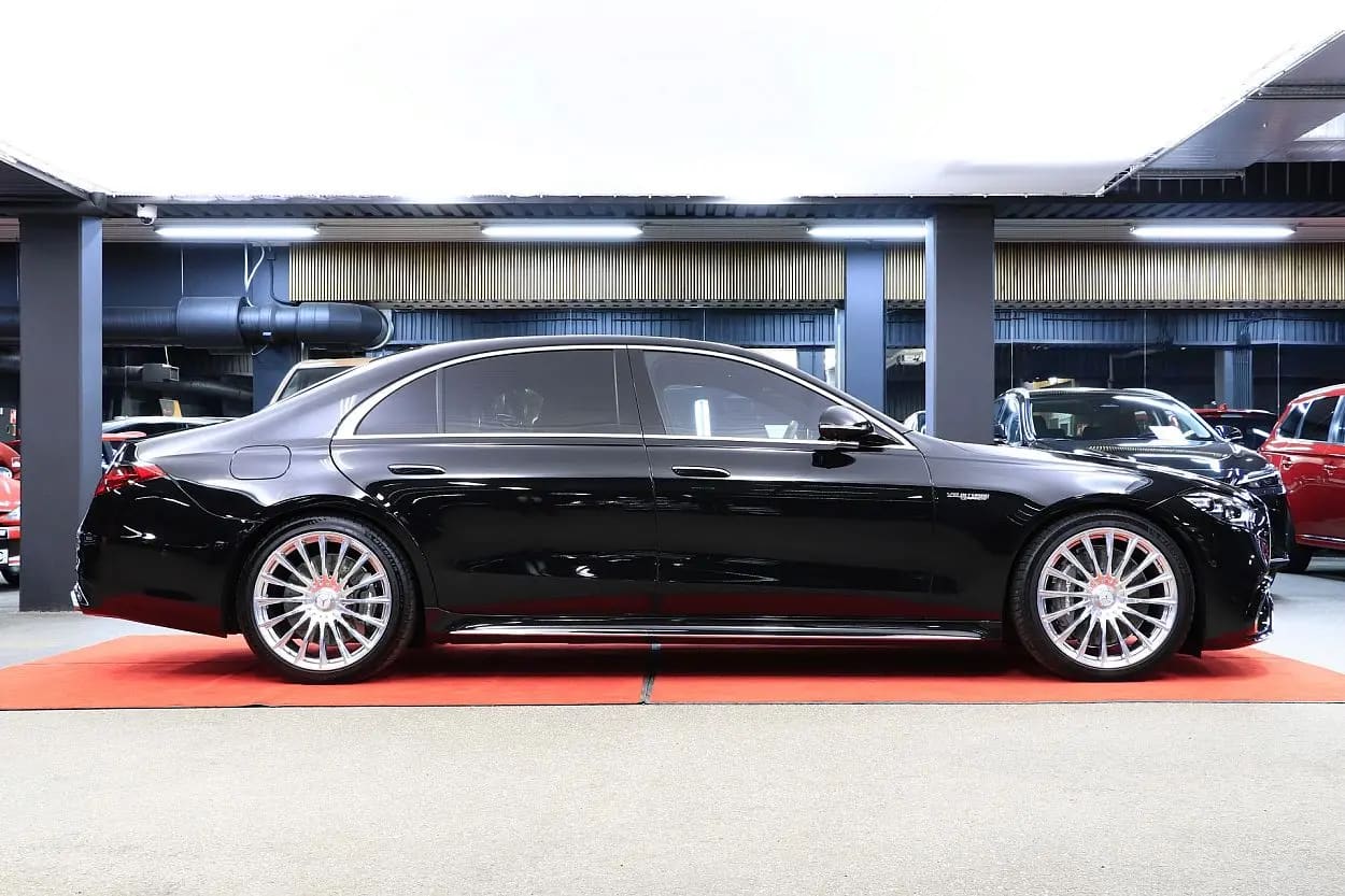 Mercedes-Benz S 63 AMG