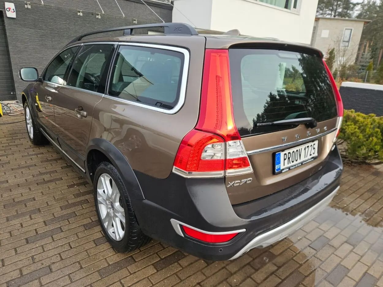 Volvo XC70