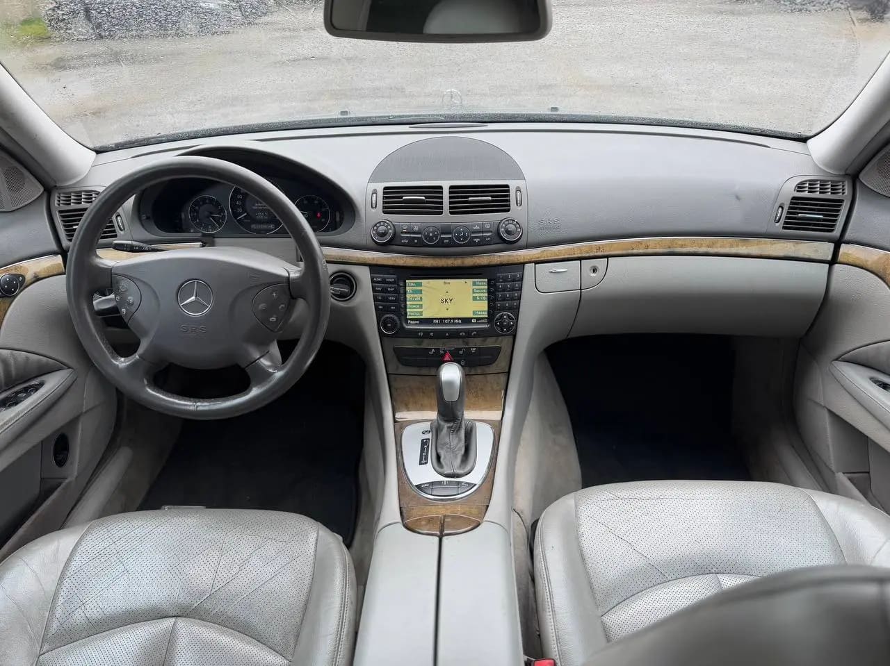 Mercedes-Benz E 280