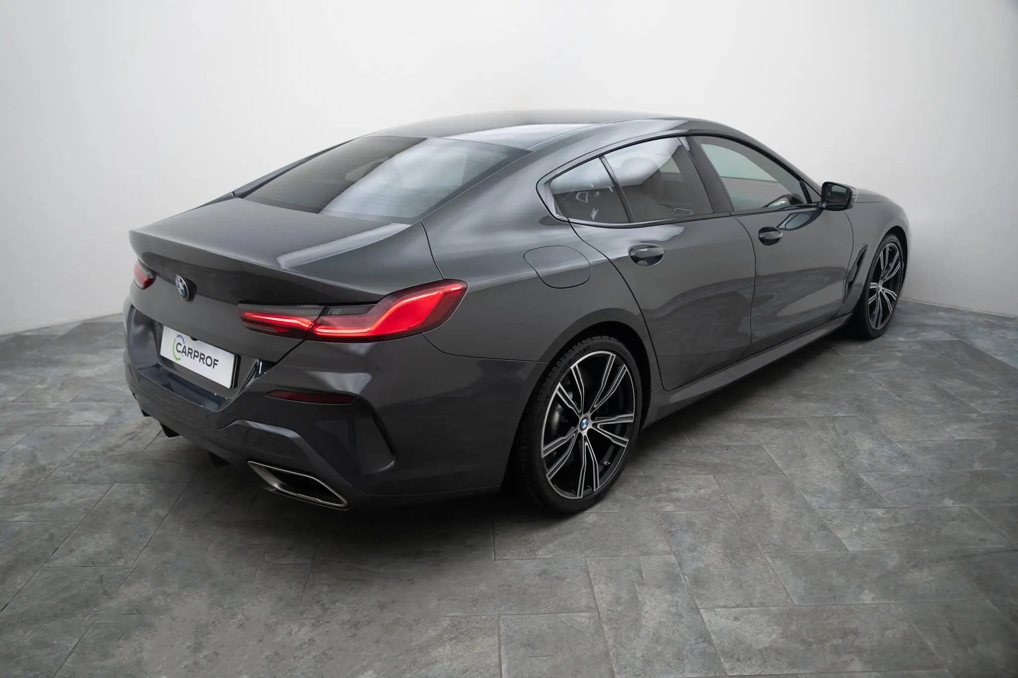 BMW M850