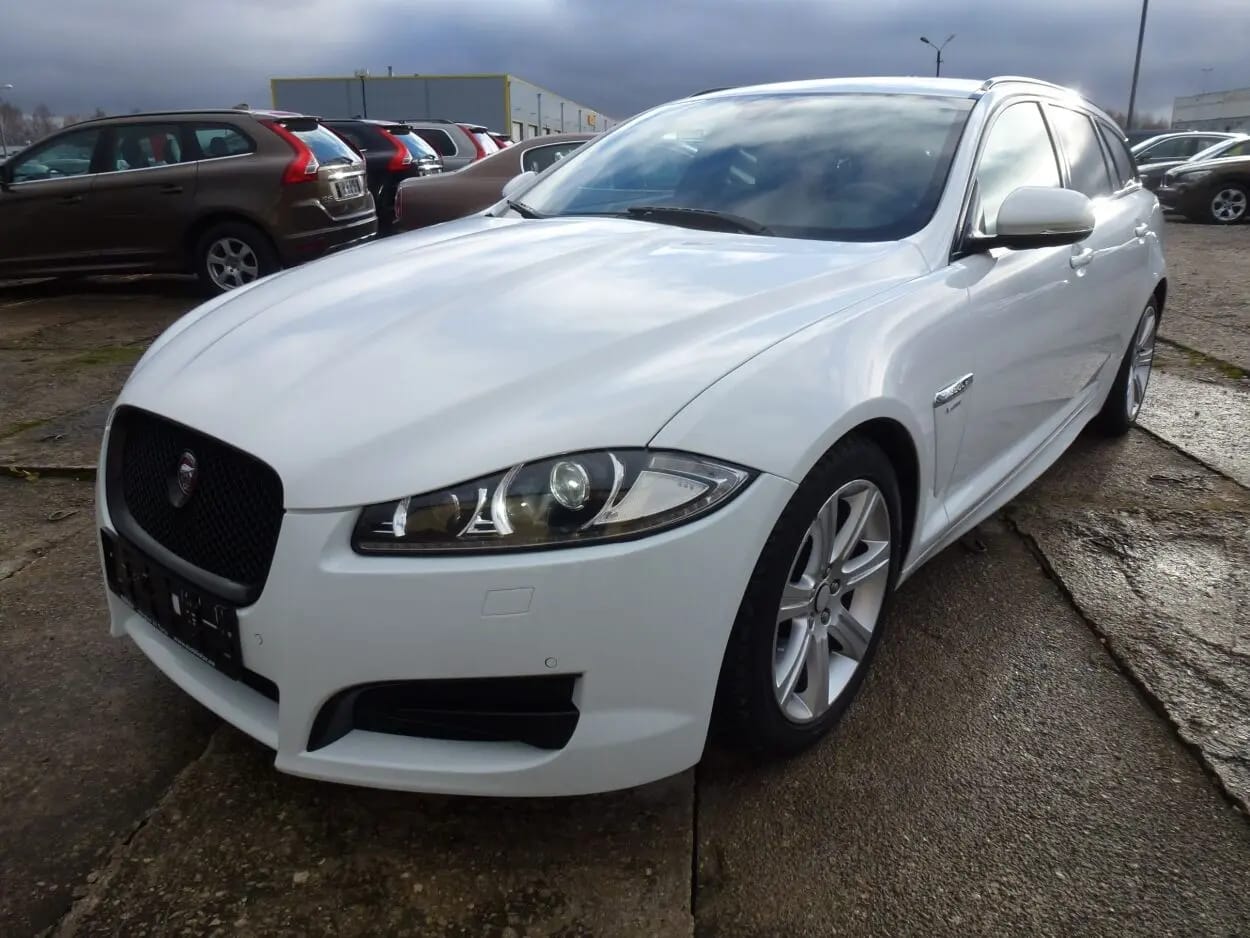 Jaguar XF