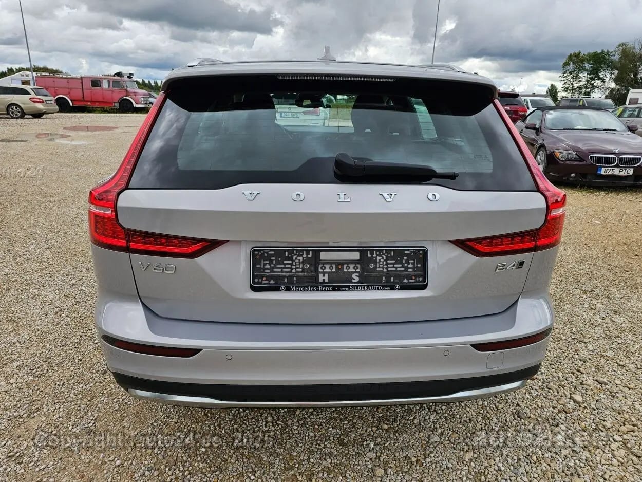 Volvo V60 Cross Country