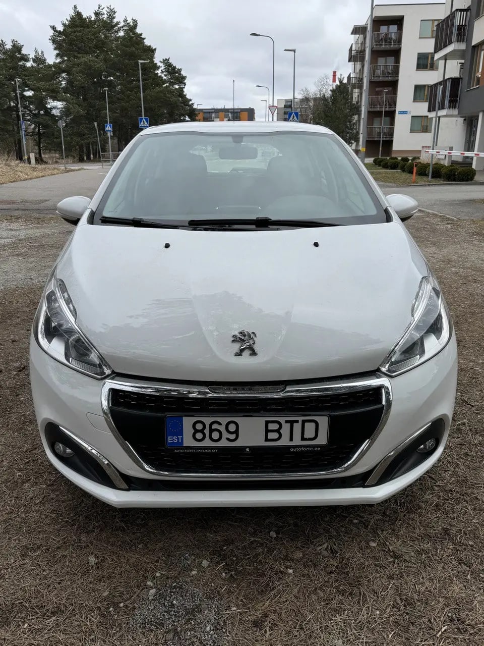 Peugeot 208