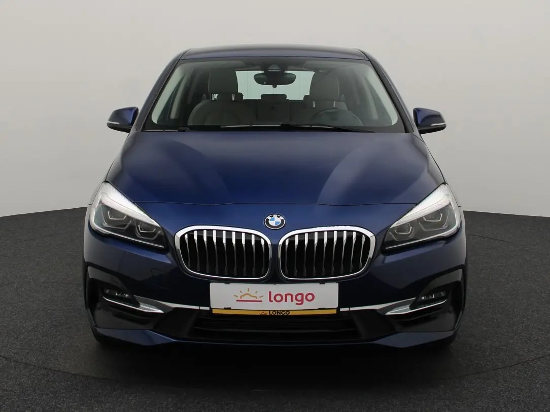 BMW 218