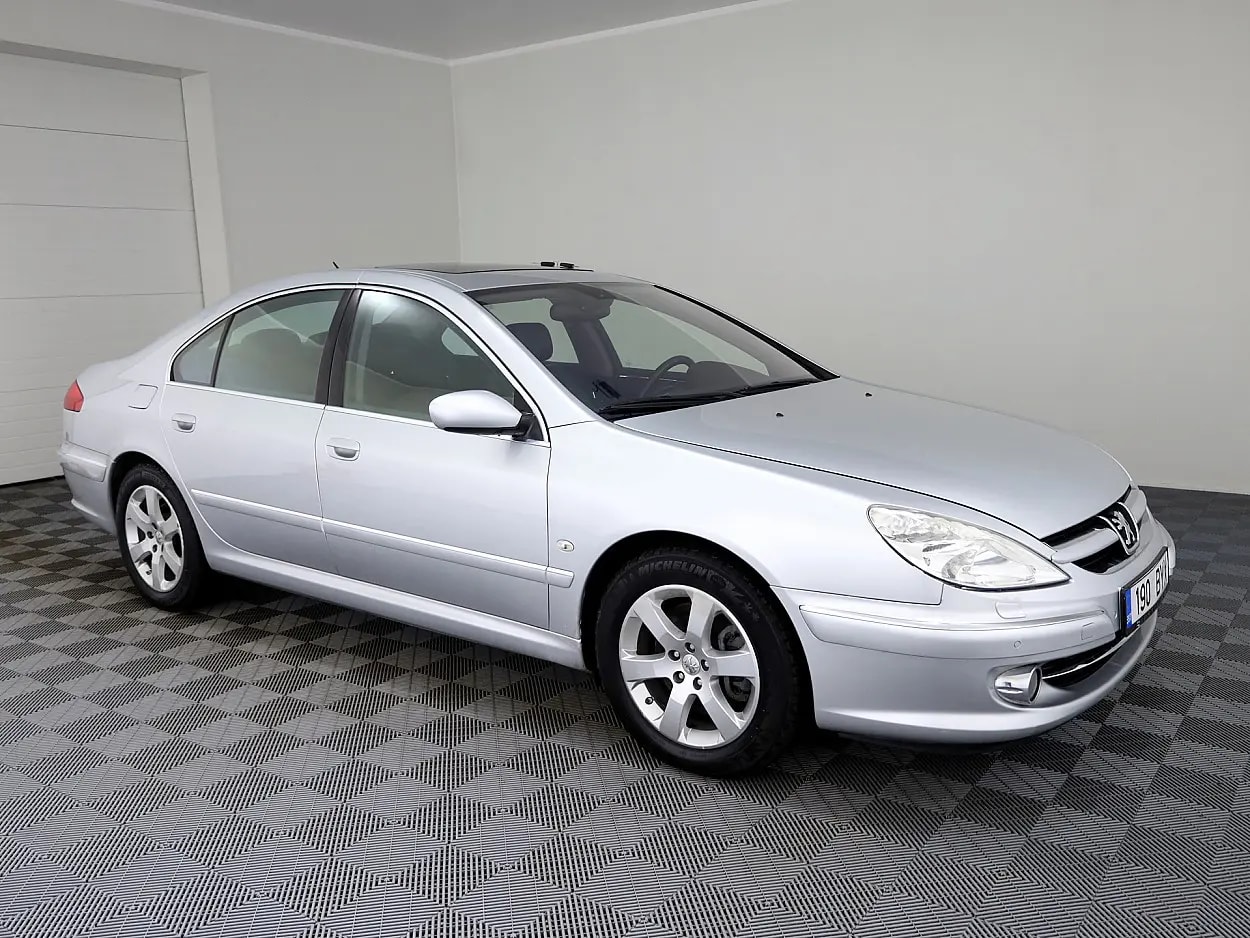 Peugeot 607