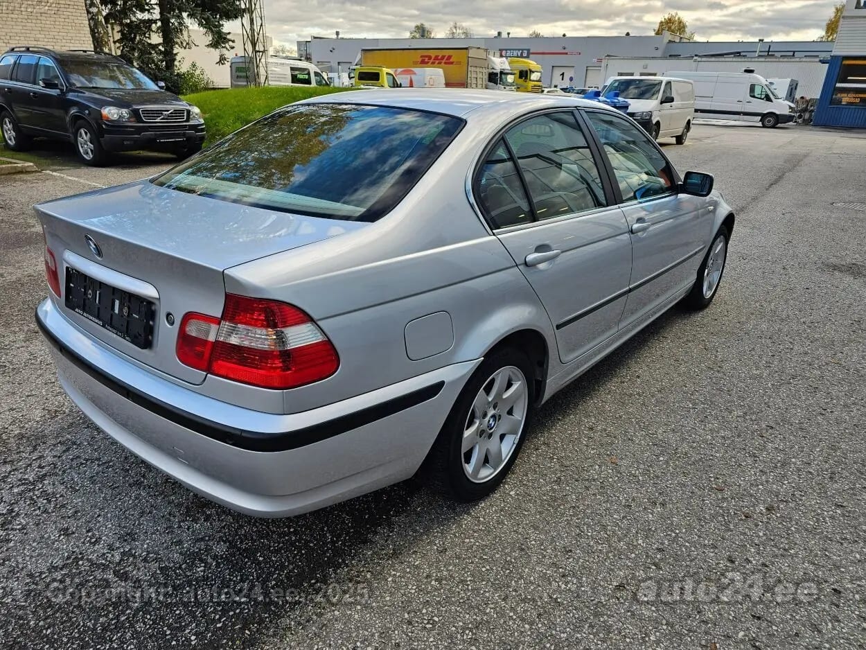 BMW 325