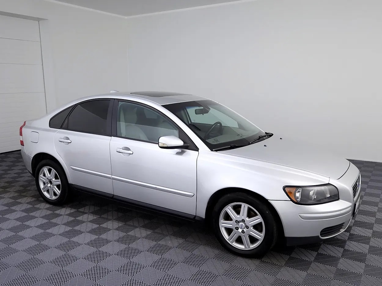 Volvo S40