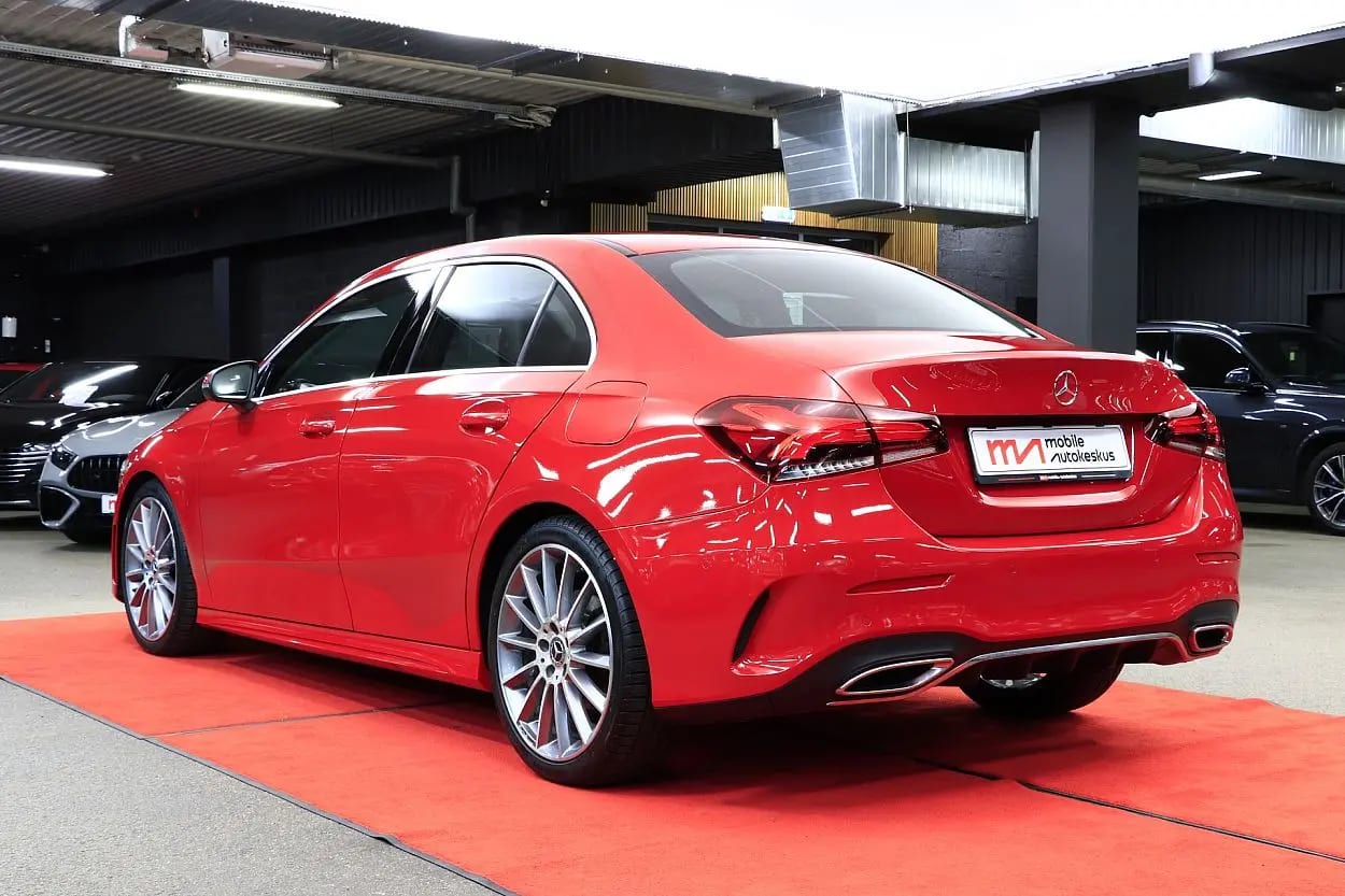 Mercedes-Benz A 200