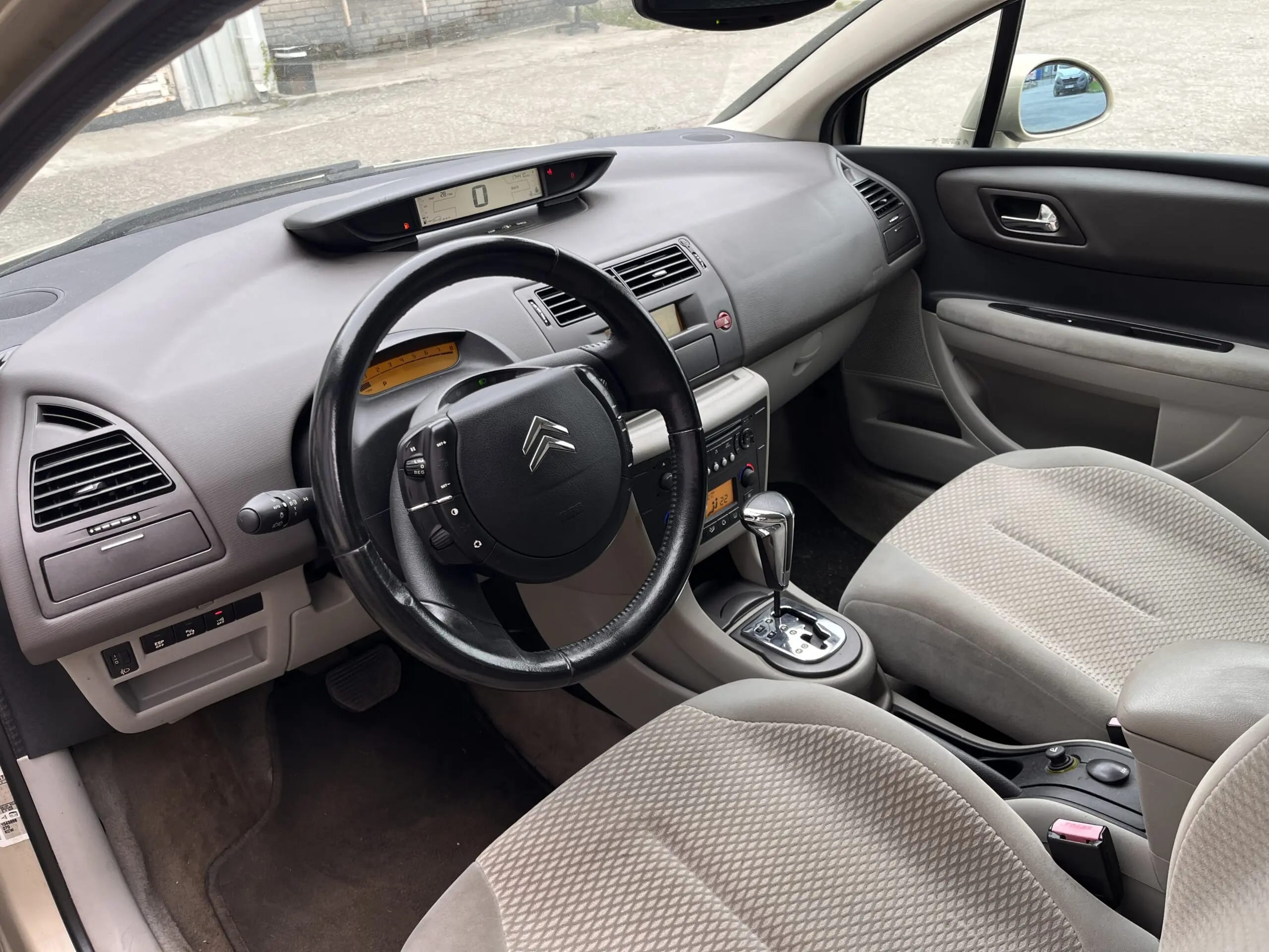 Citroën C4