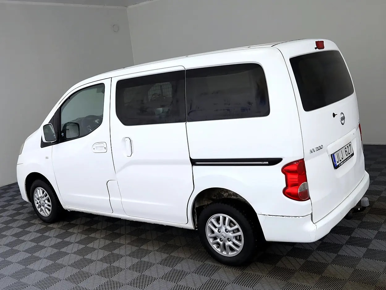Nissan NV200
