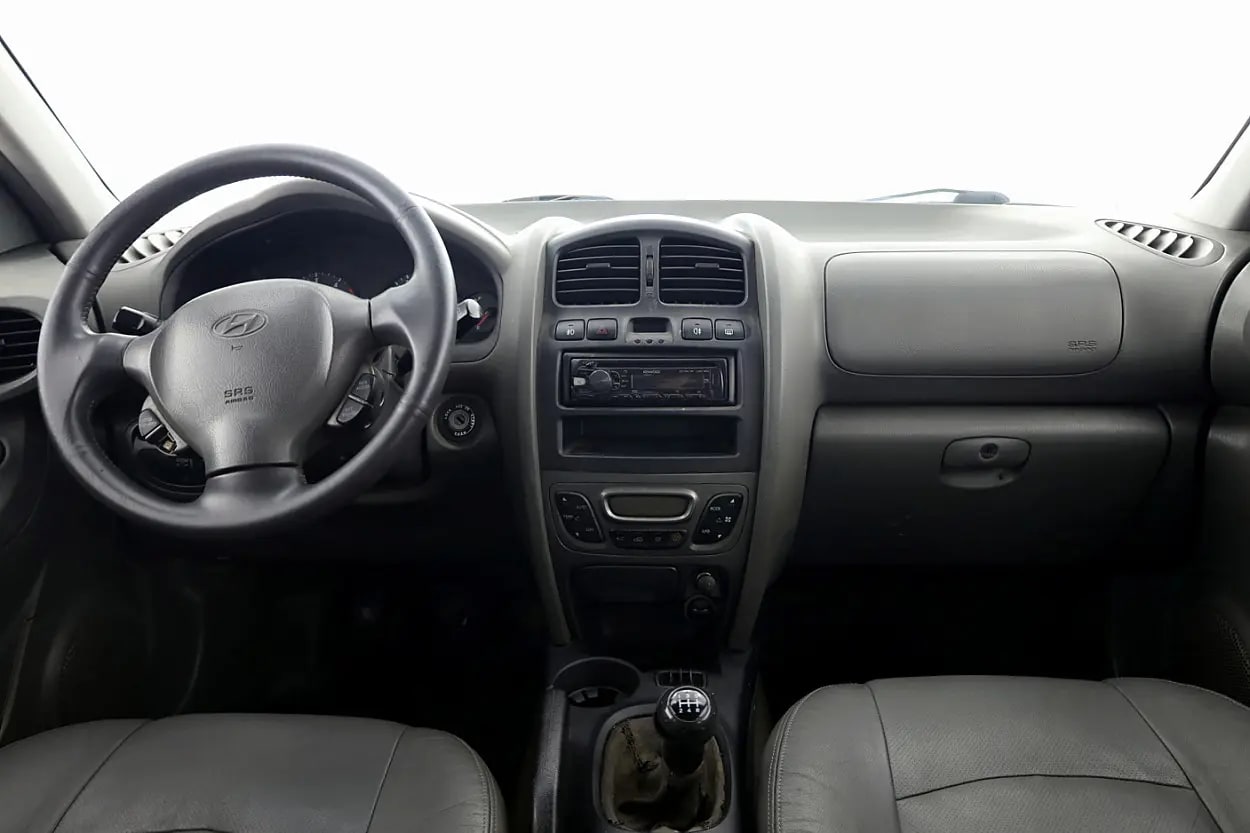 Hyundai SANTA FE
