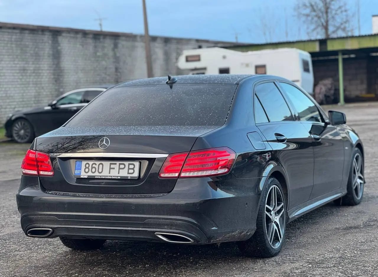 Mercedes-Benz E 220