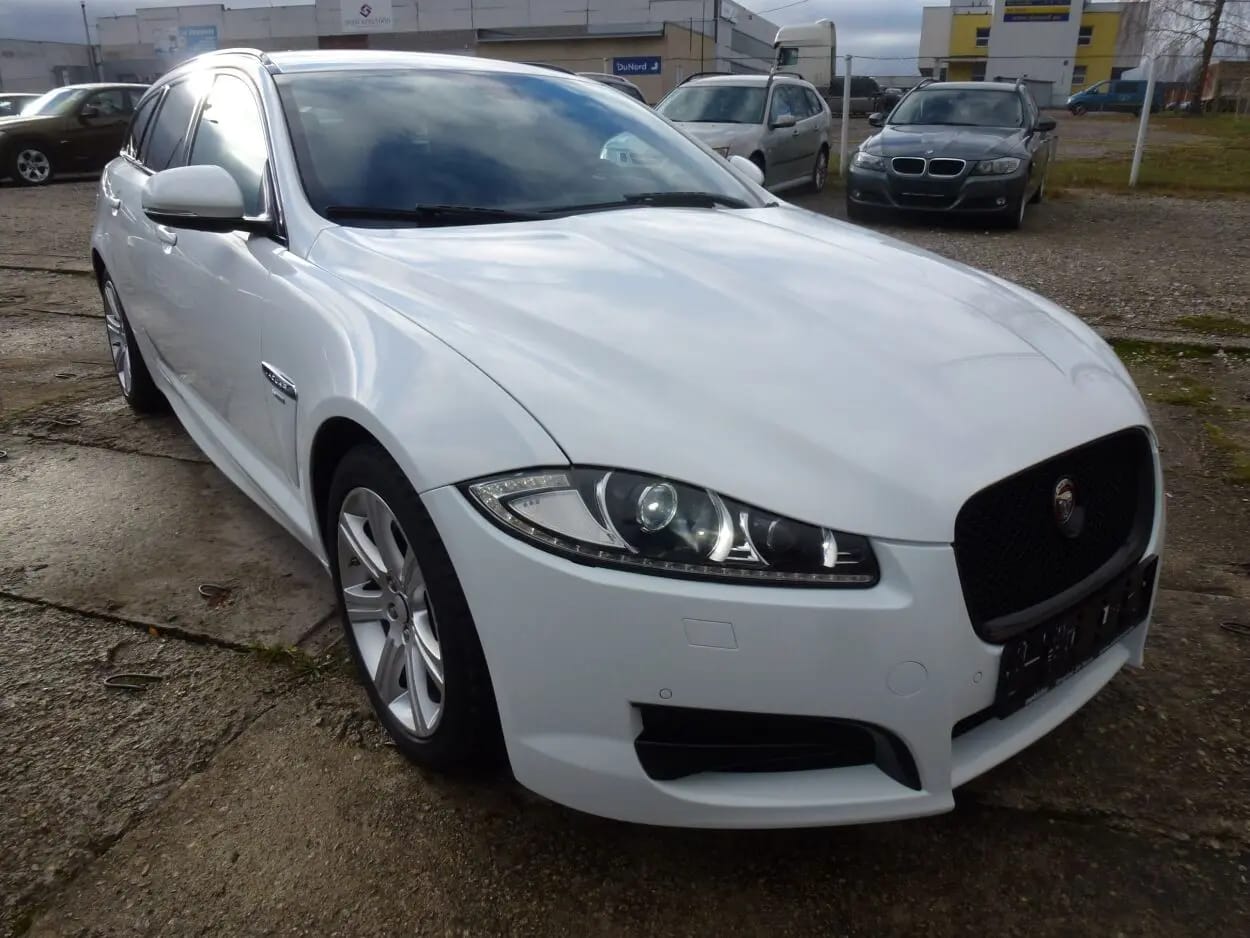 Jaguar XF