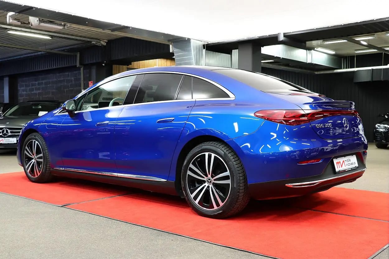 Mercedes-Benz EQE