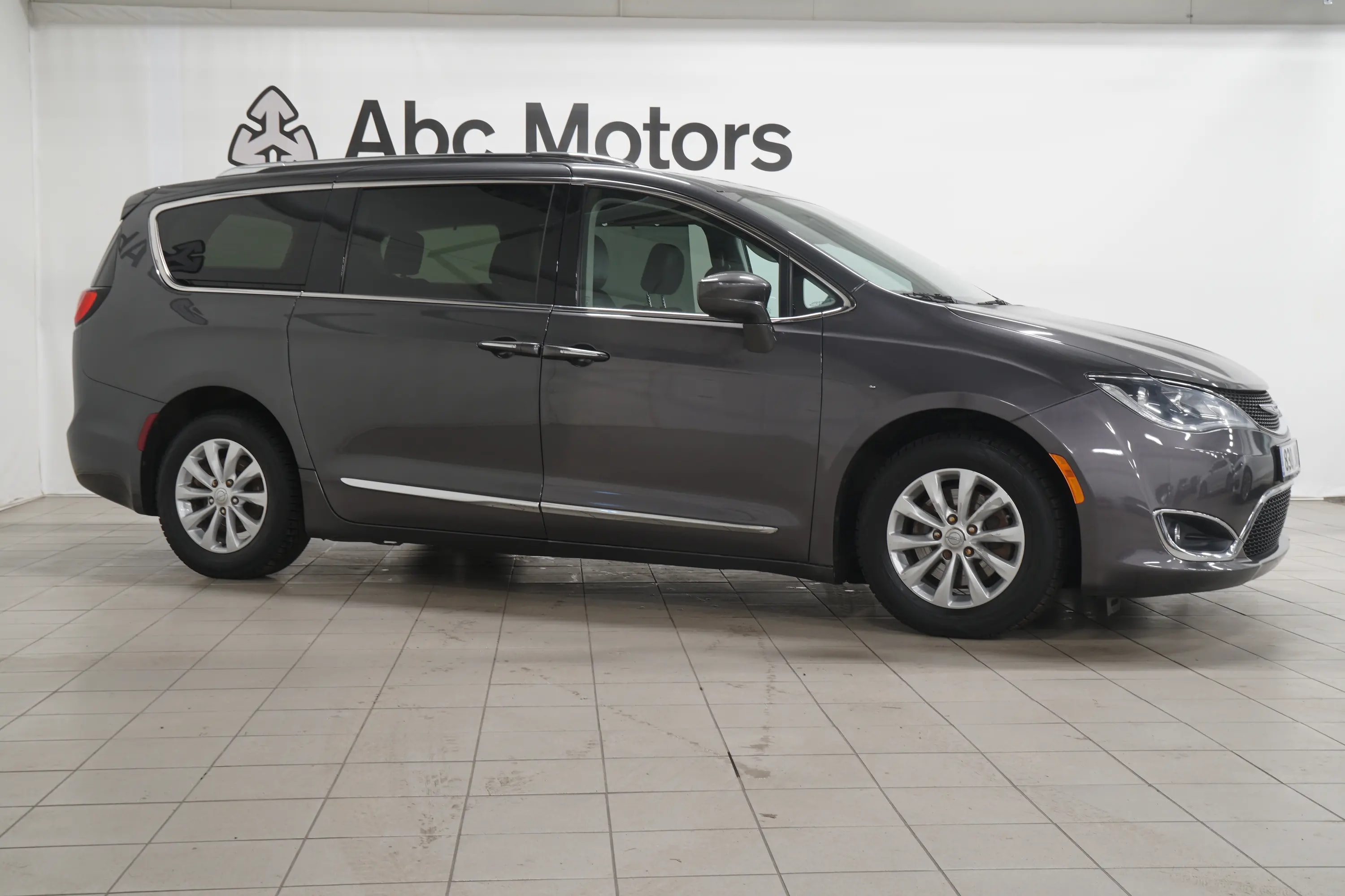 Chrysler Pacifica