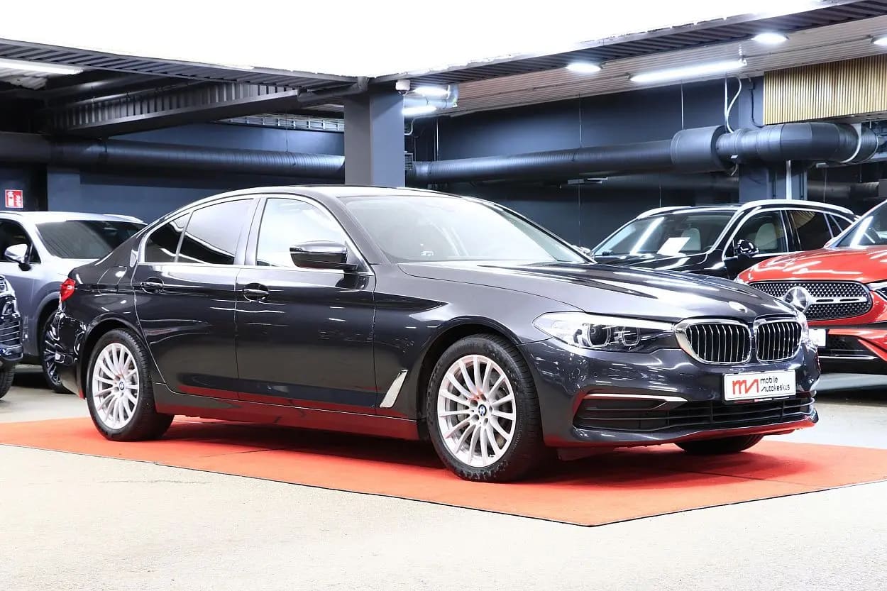 BMW 530