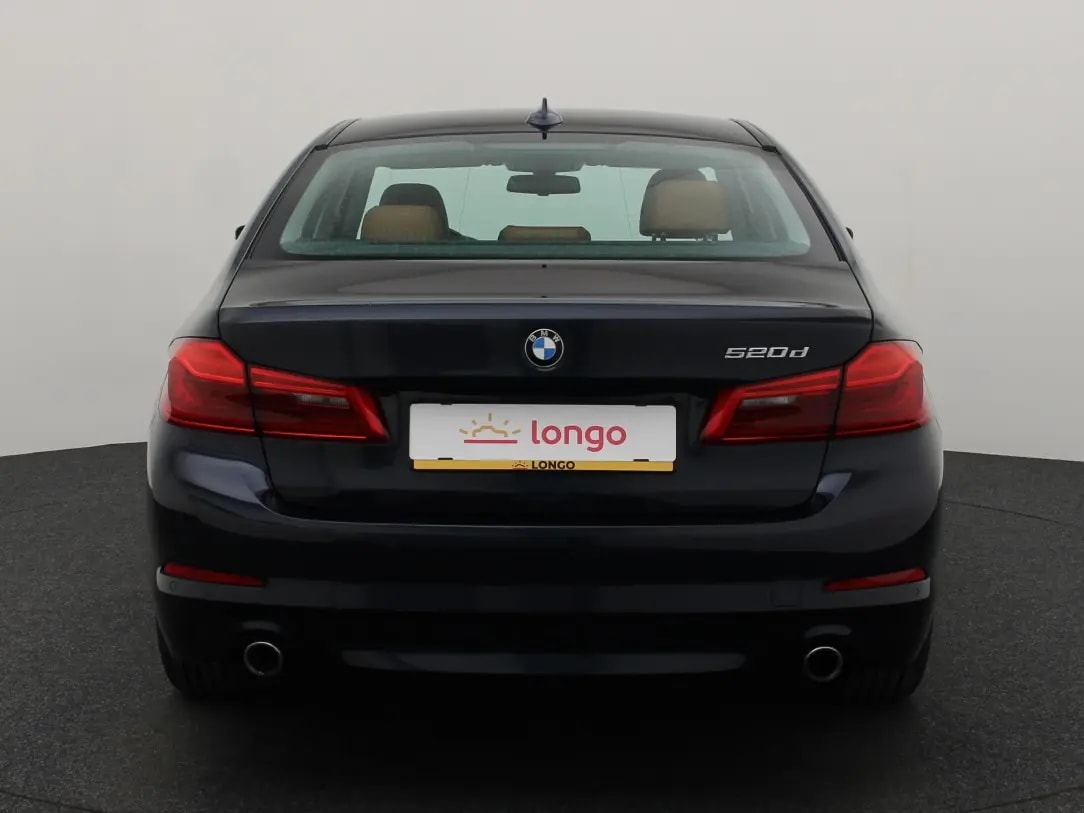 BMW 520