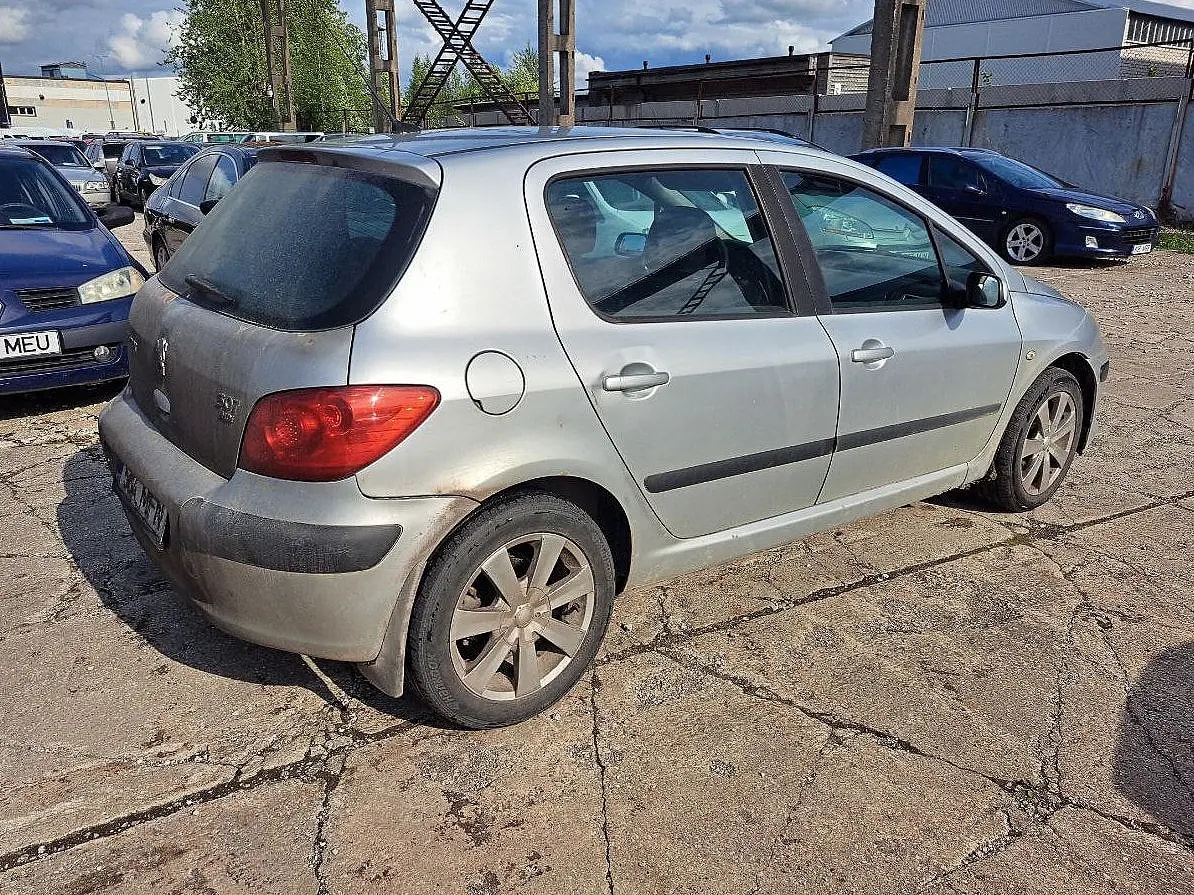 Peugeot 307