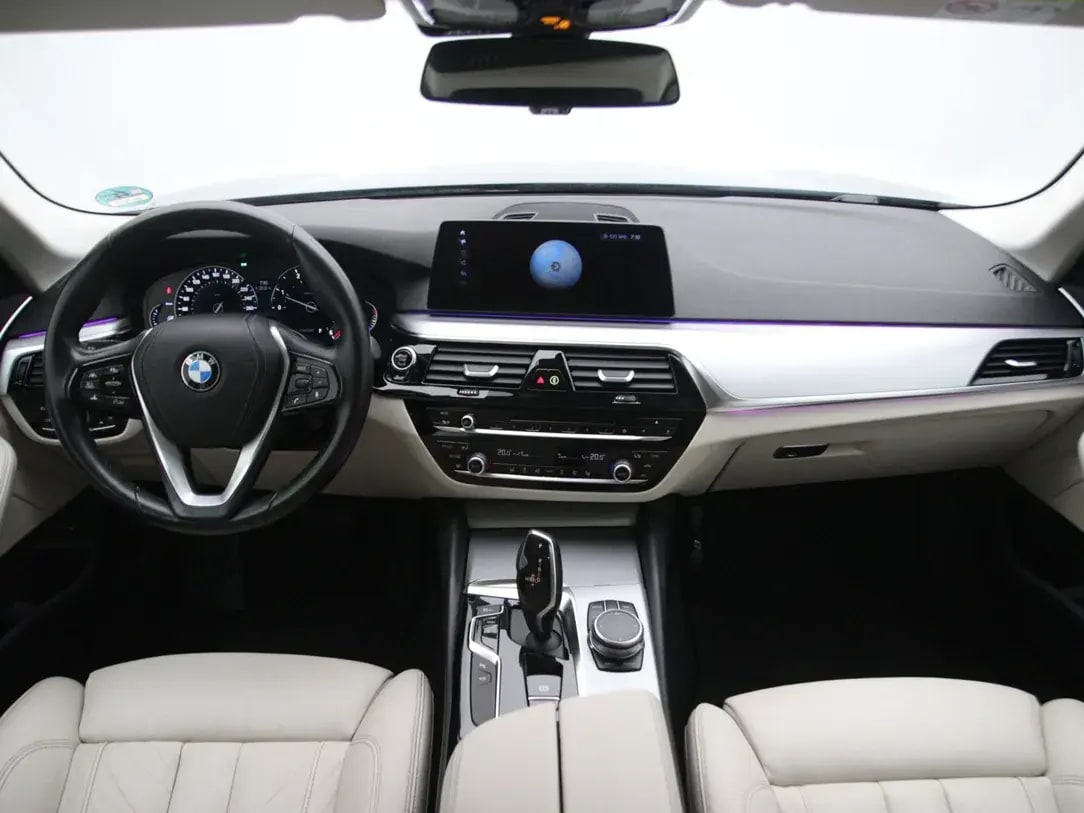 BMW 520