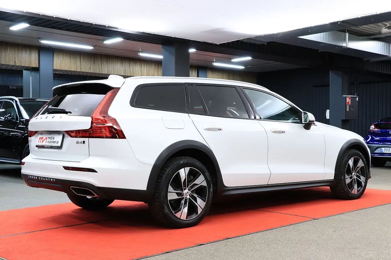 Volvo V60 Cross Country